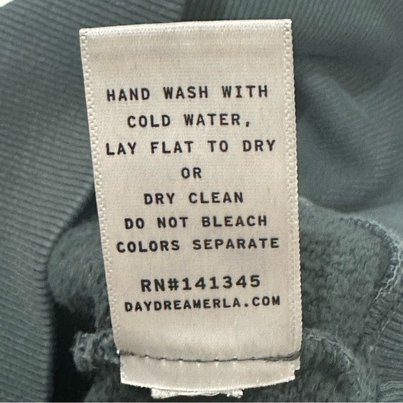 Daydreamer Guitar Shop Cropped Sweatshirt Gray Graphic - Picture 8 of 8